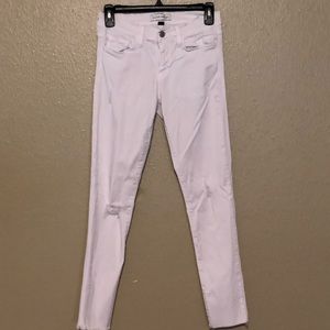 White denim jeans